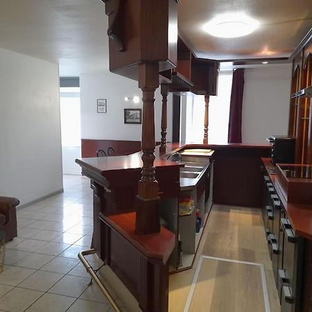 Appartement Au Bord Du Canal Montbard Kültér fotó