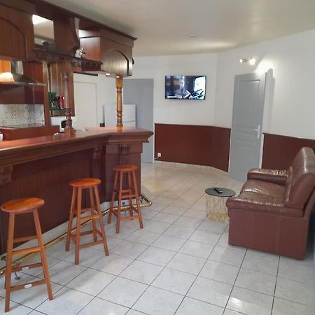 Appartement Au Bord Du Canal Montbard Kültér fotó