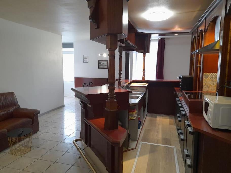 Appartement Au Bord Du Canal Montbard Kültér fotó